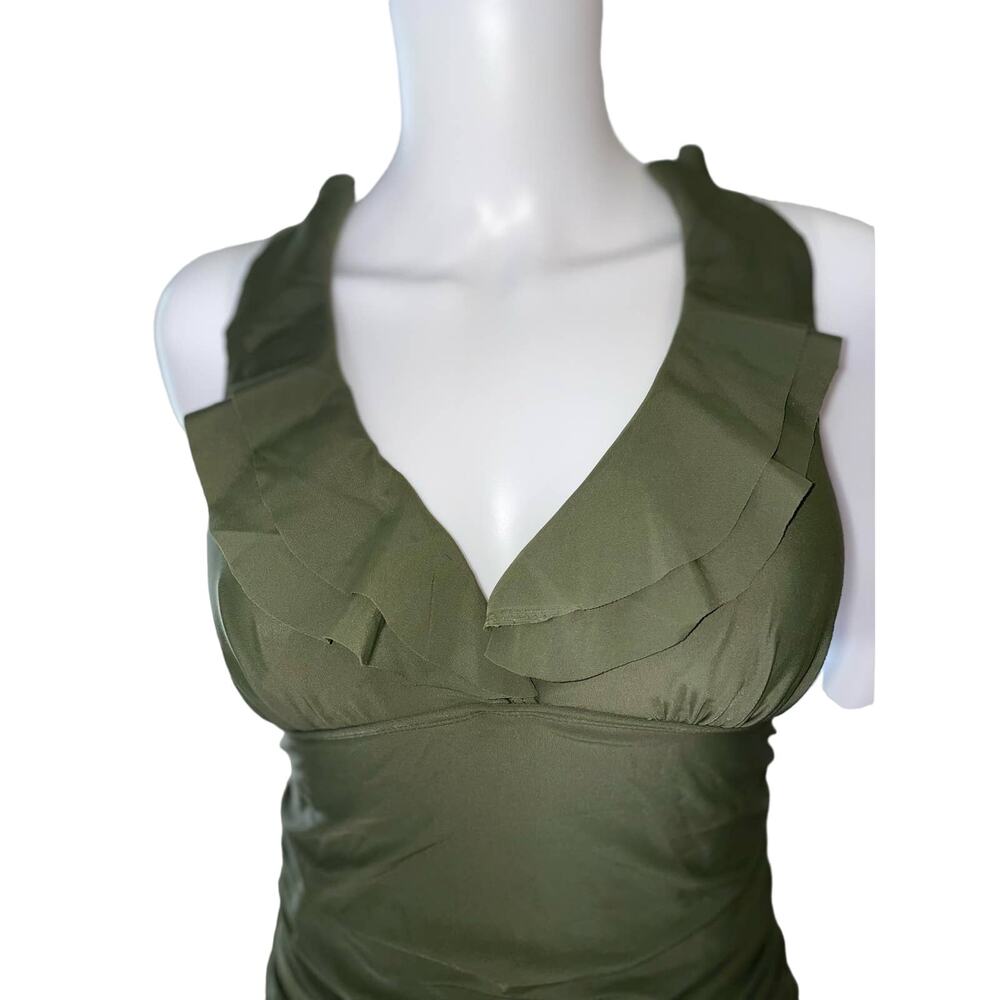 Sexy V Plunge Ruffle swimsuit, One piece, Bra C/D Medium, Forgiving gathers.